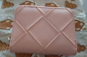 Portefeuille noir, rose