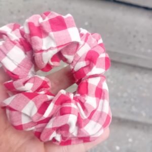 Chouchou à carreaux rose et blanc