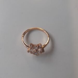 Bague dorée fantaisie forme étoile