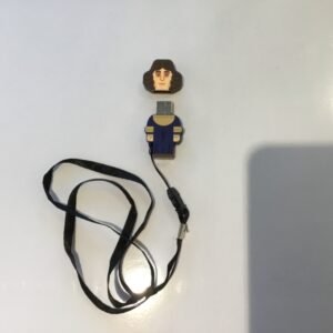 Clé USB avec pendentif personnage