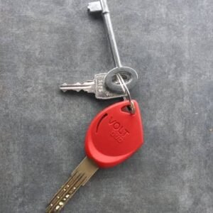 Trousseau de 3 clés avec porte-clés rouge